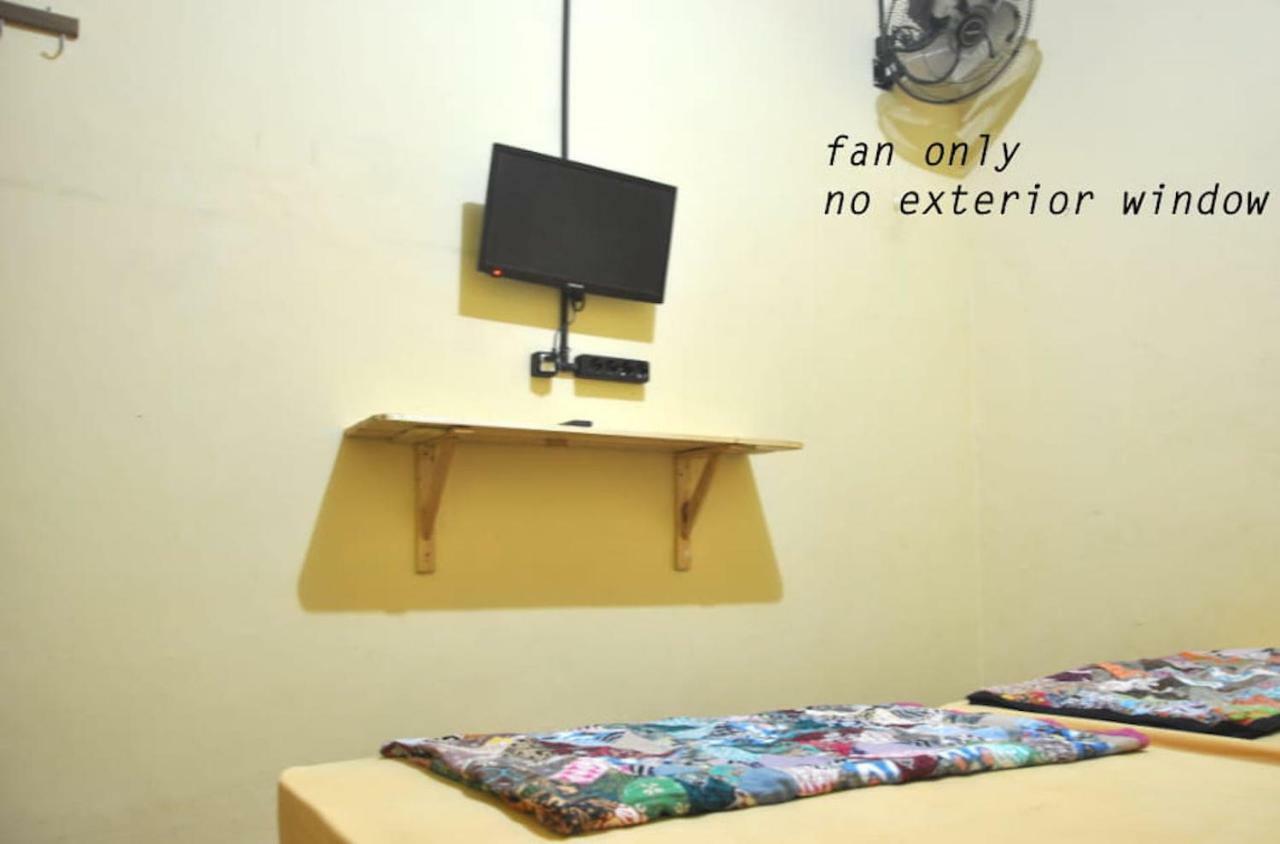 The Sleepingroom Hostel Yogyakarta Ngoại thất bức ảnh