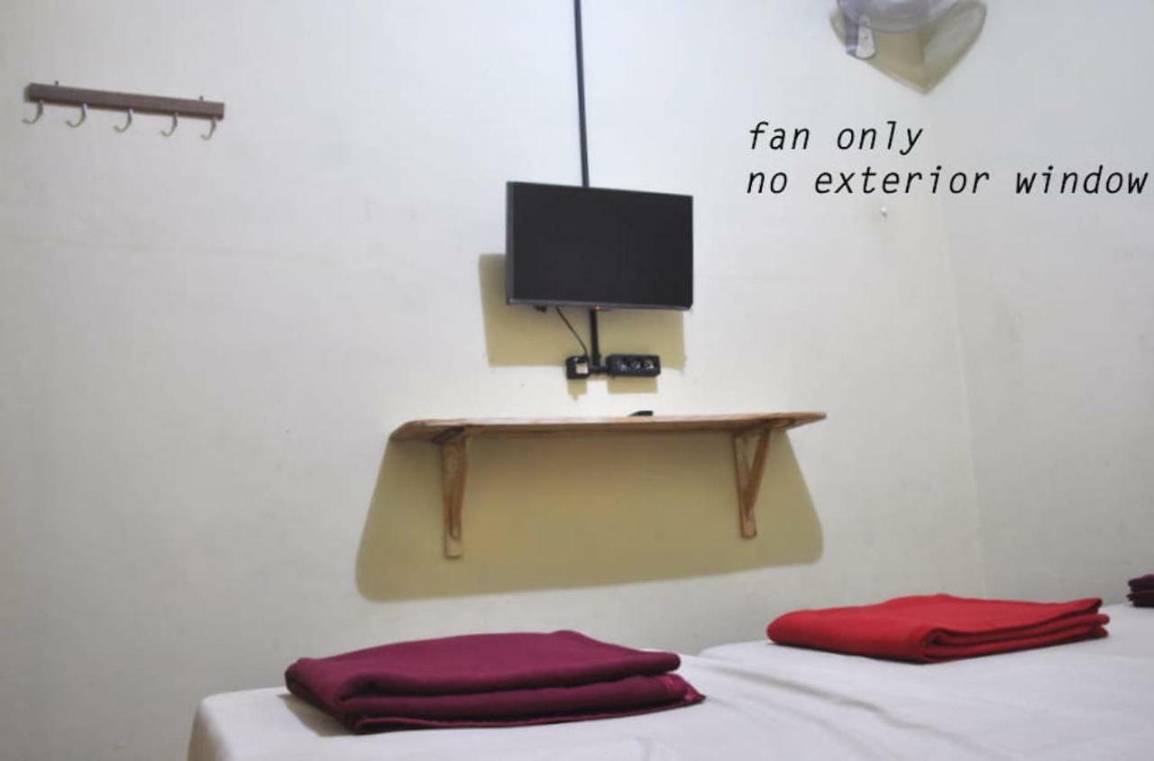 The Sleepingroom Hostel Yogyakarta Ngoại thất bức ảnh